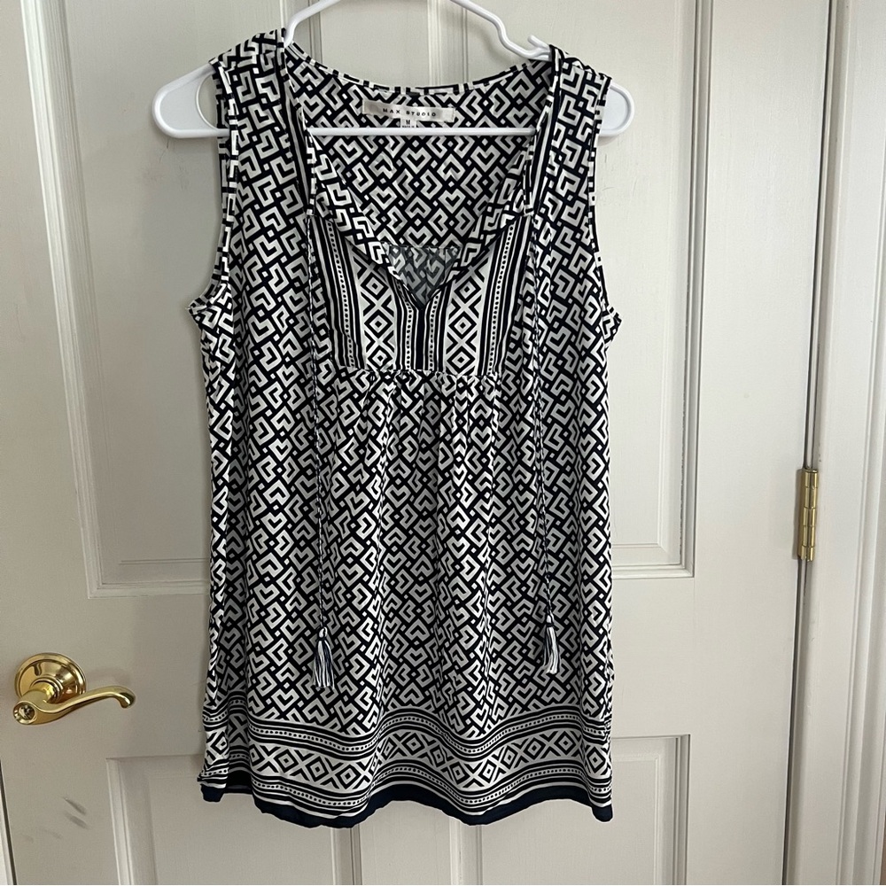 Womens MAX STUDIO Sleeveless Blue & White Rayon Top Size Medium